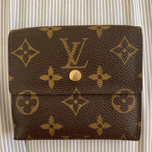 SOLD Louis Vuitton Wallet - Picture 2 of 6